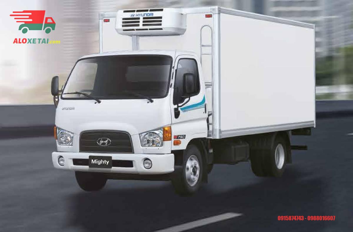 Xe tải Hyundai đang hoạt động